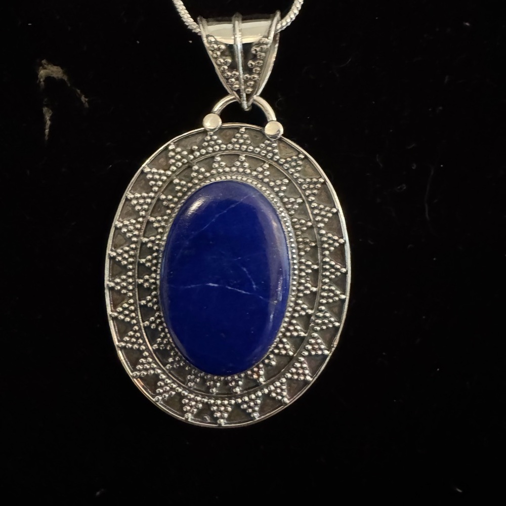 Elegant sterling Silver‎ and lapis lazuli Pendant Necklace